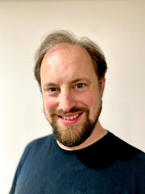 High-resolution photo (Color)